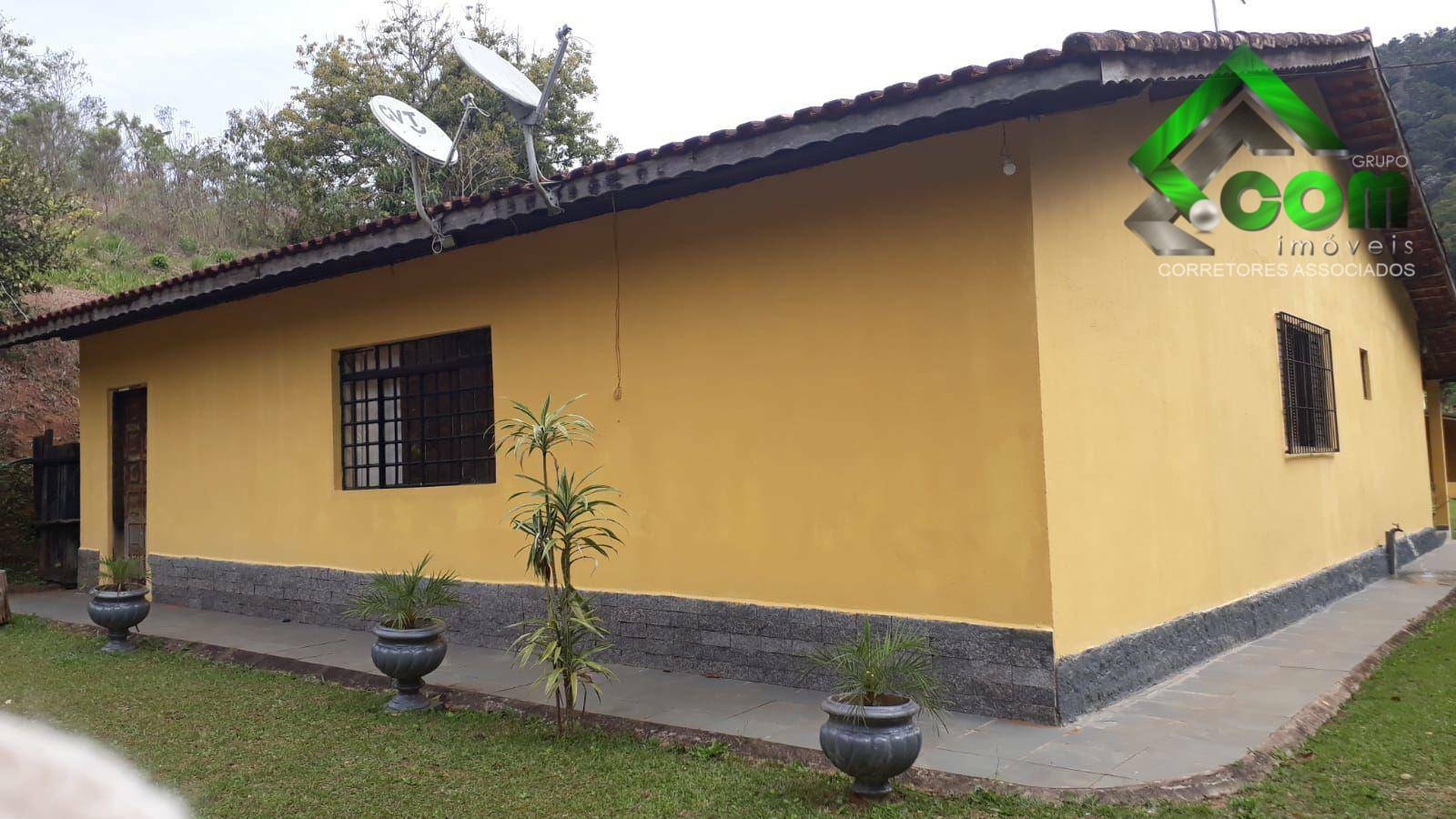 Sítio à venda com 3 quartos, 400m² - Foto 1