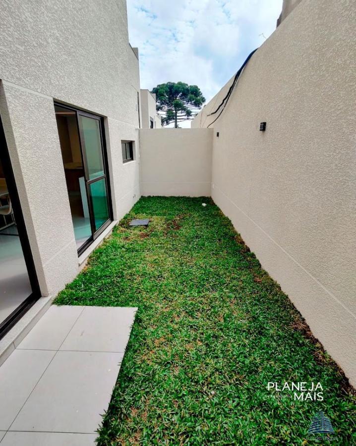 Casa à venda com 3 quartos, 178m² - Foto 3