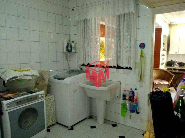 Sobrado à venda com 3 quartos, 204m² - Foto 53