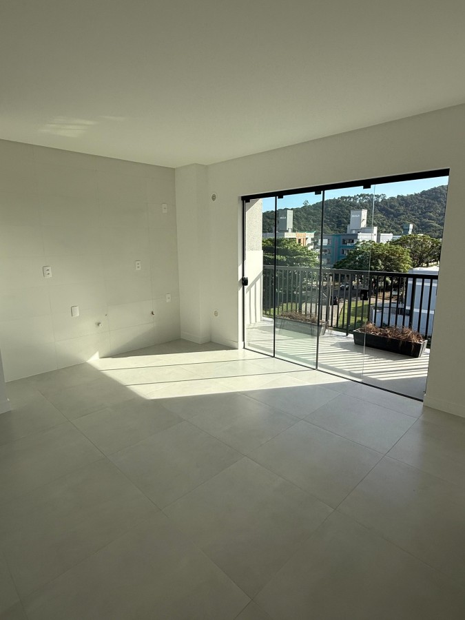 Apartamento à venda com 2 quartos, 68m² - Foto 5