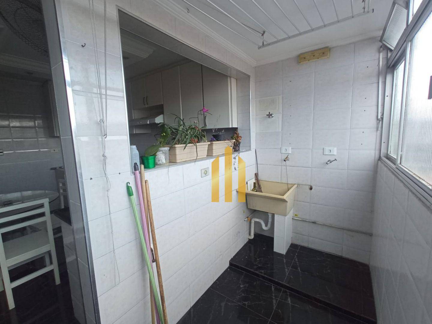 Apartamento à venda com 2 quartos, 80m² - Foto 29