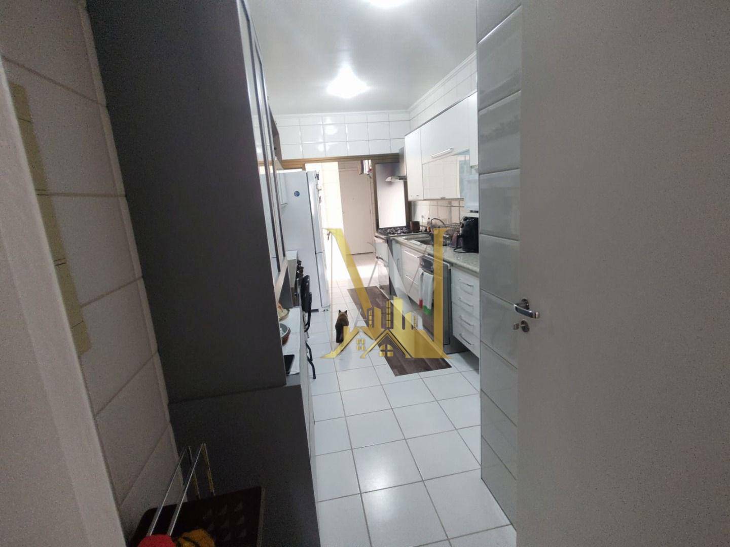 Apartamento à venda com 3 quartos, 130m² - Foto 24