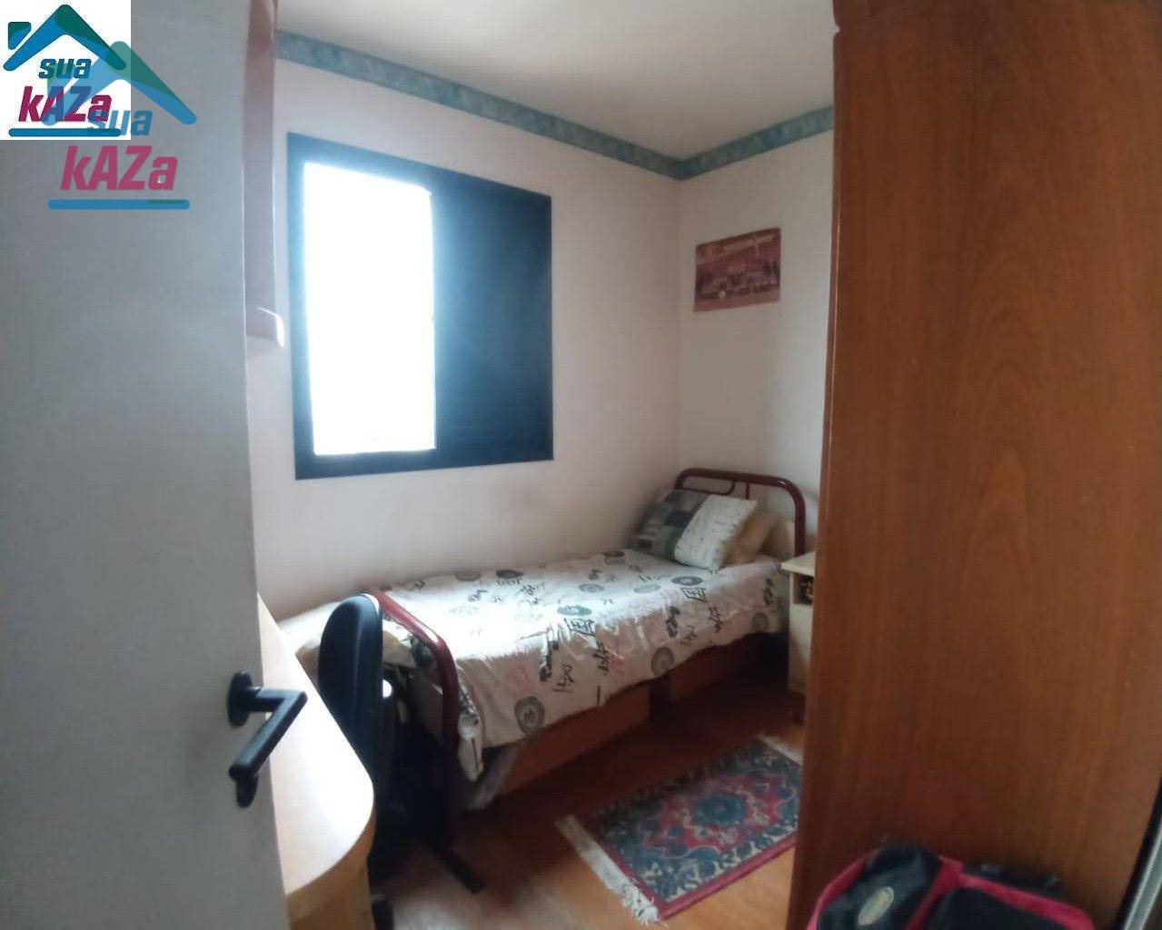 Apartamento à venda com 3 quartos, 75m² - Foto 35