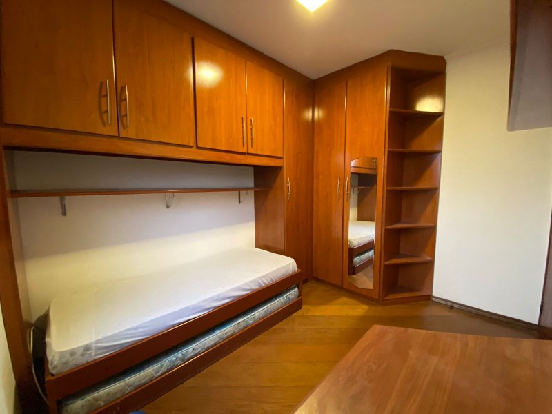 Apartamento à venda com 2 quartos, 76m² - Foto 21