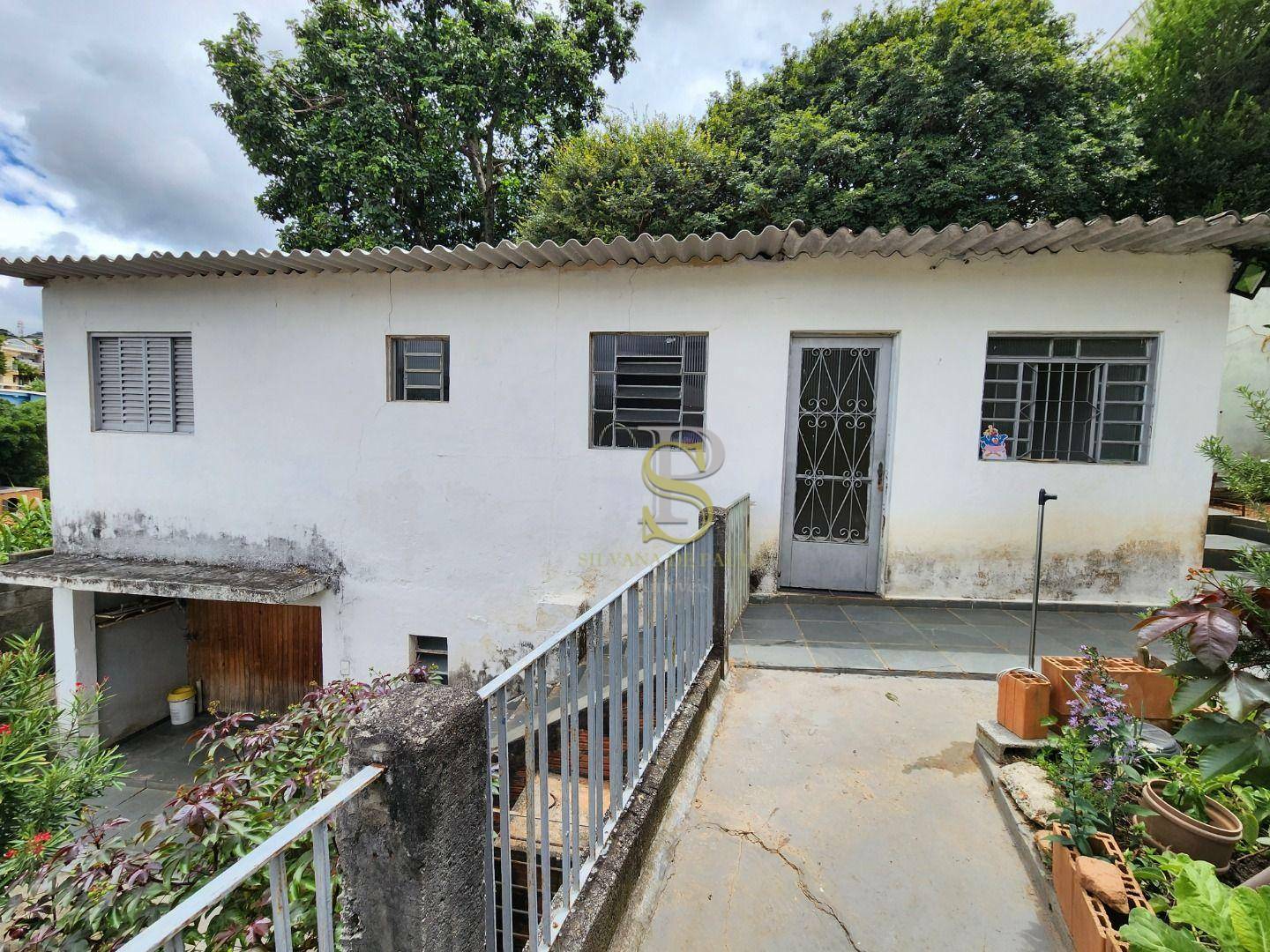 Casa à venda com 5 quartos, 300m² - Foto 24