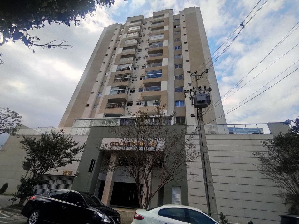 Apartamento à venda com 3 quartos, 82m² - Foto 2