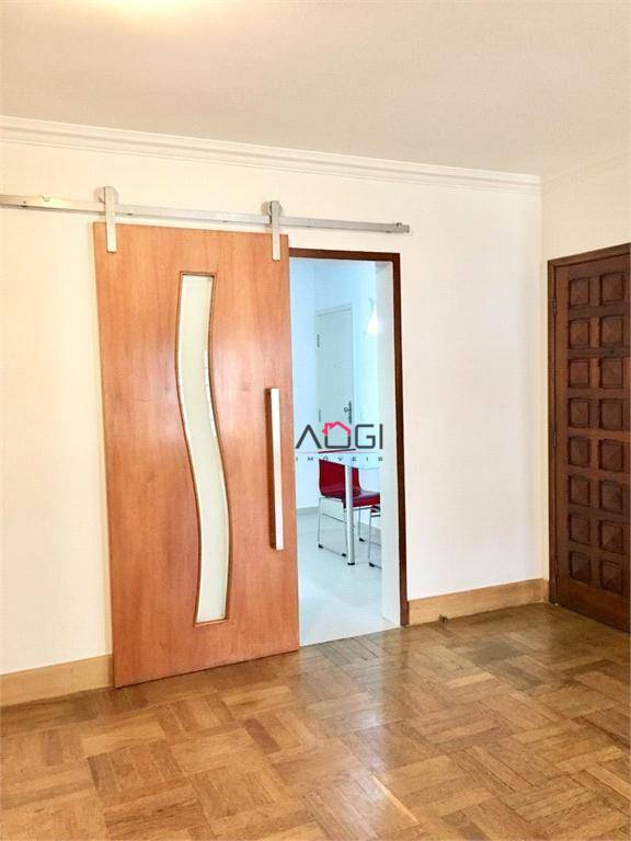 Apartamento à venda com 3 quartos, 126m² - Foto 2