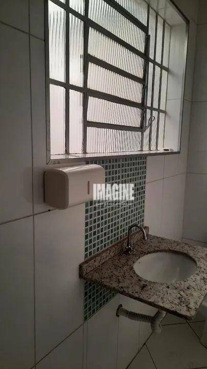 Sobrado à venda com 4 quartos, 220m² - Foto 14