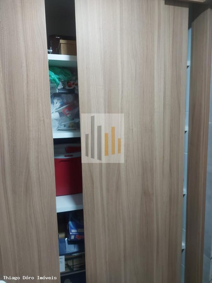 Apartamento à venda com 2 quartos, 63m² - Foto 17