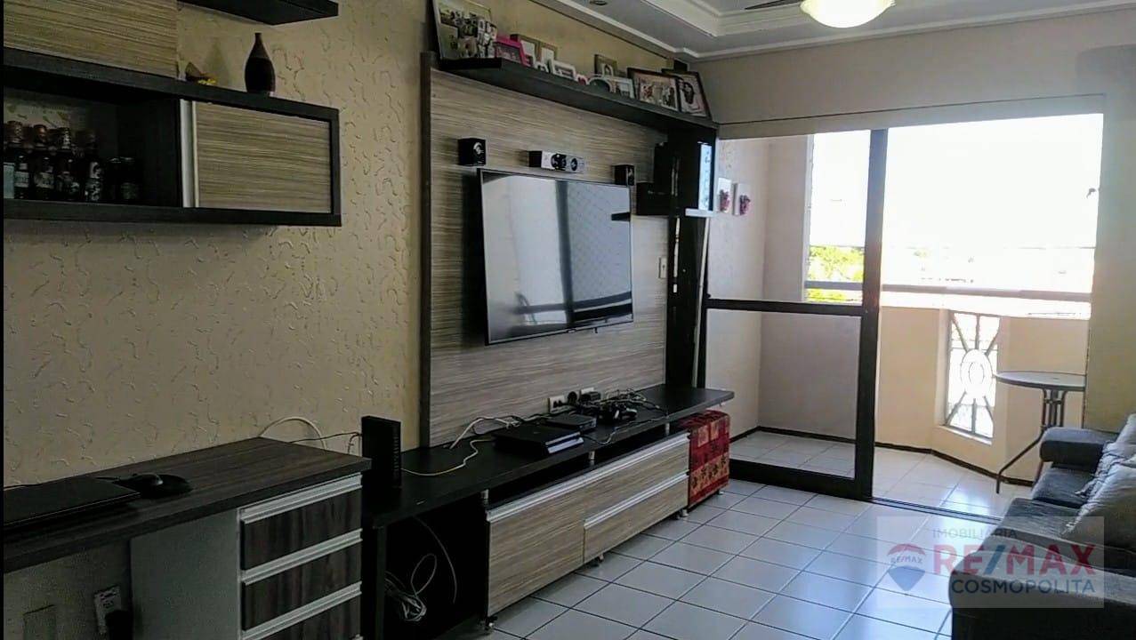 Apartamento à venda com 3 quartos, 86m² - Foto 1