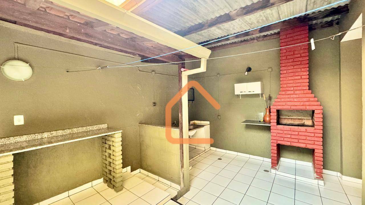 Casa à venda com 3 quartos, 148m² - Foto 18