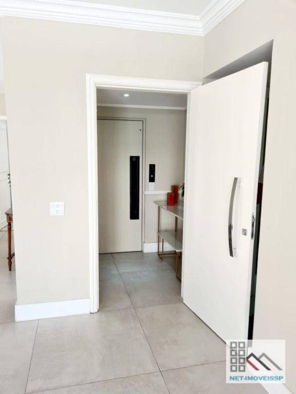 Apartamento à venda com 4 quartos, 186m² - Foto 5