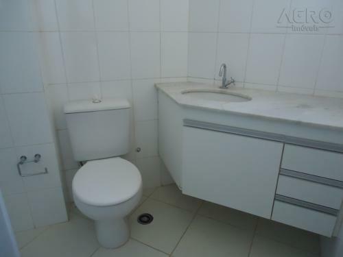 Apartamento à venda com 2 quartos, 65m² - Foto 2