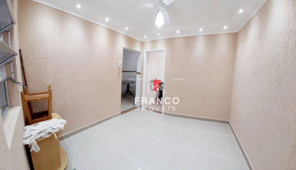 Apartamento à venda com 1 quarto, 40m² - Foto 3