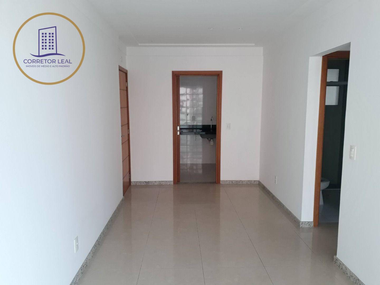 Apartamento à venda com 2 quartos, 70m² - Foto 6