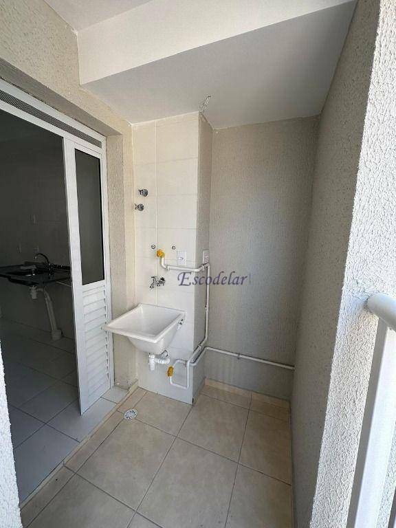 Apartamento à venda com 2 quartos, 42m² - Foto 3