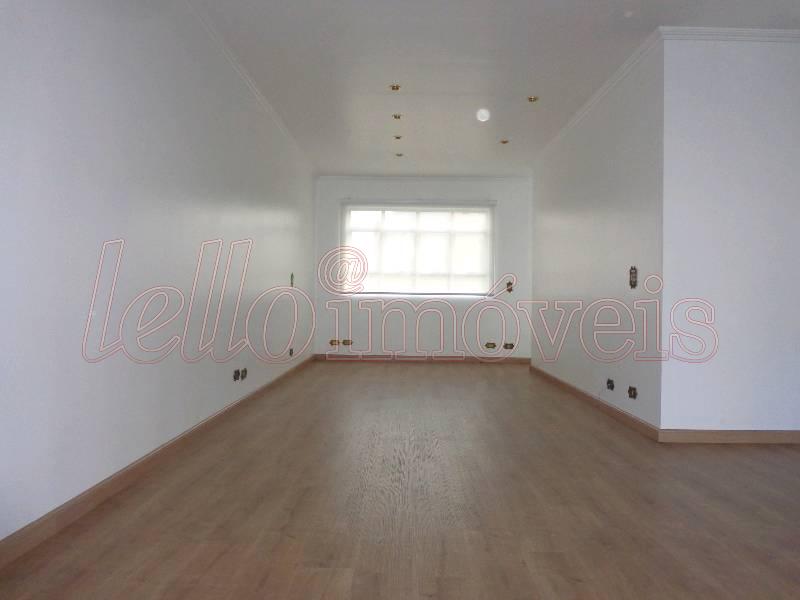 Apartamento para alugar com 3 quartos, 180m² - Foto 3