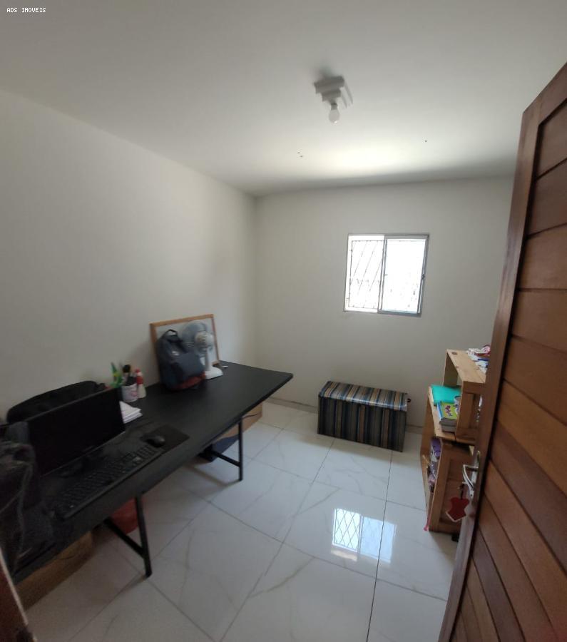 Casa à venda com 3 quartos, 108m² - Foto 3