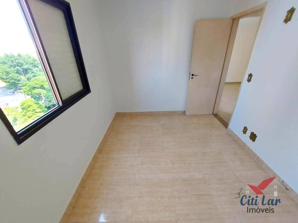 Apartamento à venda com 2 quartos, 60m² - Foto 18