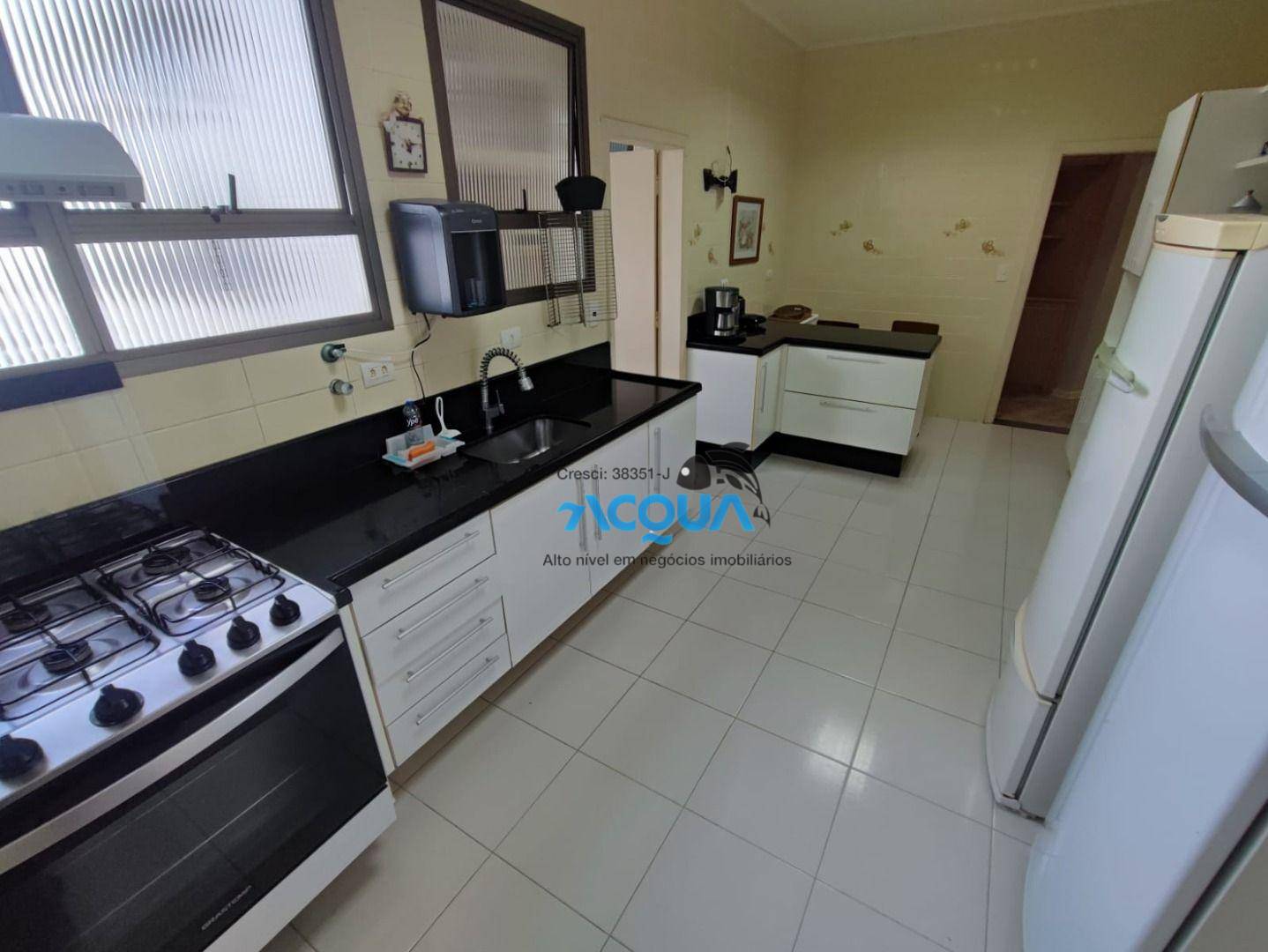 Apartamento à venda com 4 quartos, 180m² - Foto 9