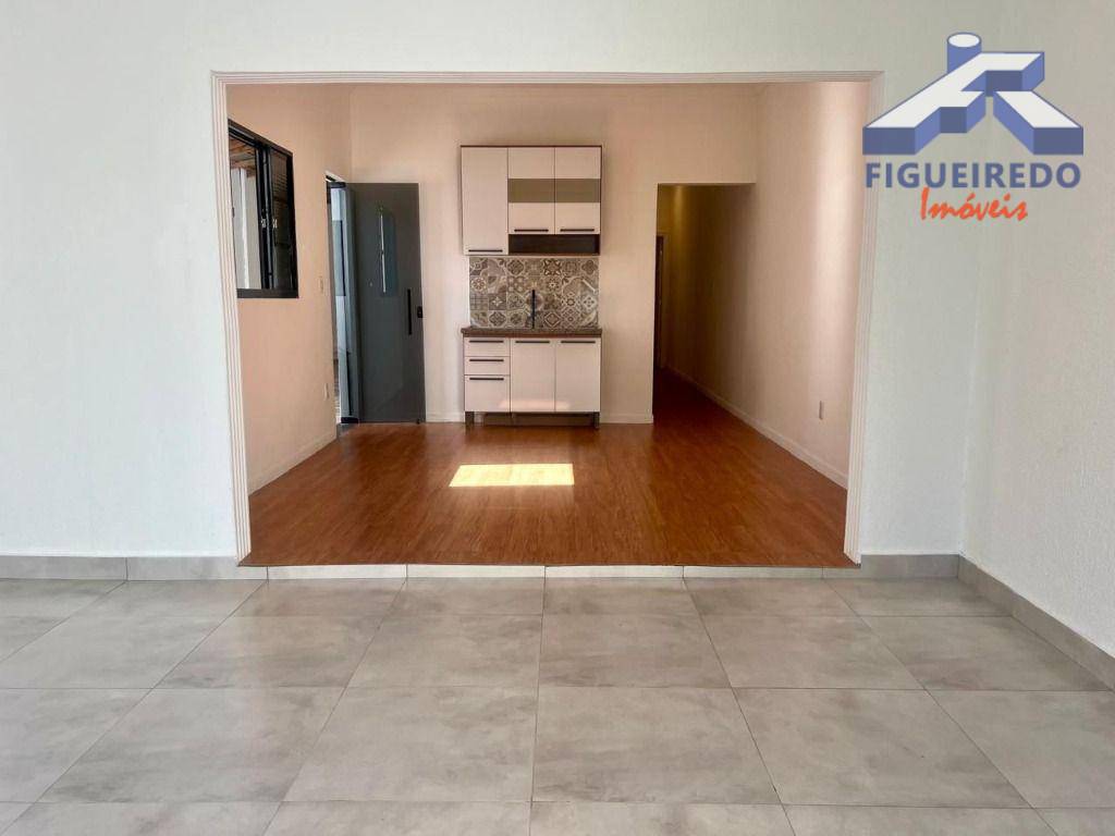 Casa à venda com 2 quartos, 100m² - Foto 6