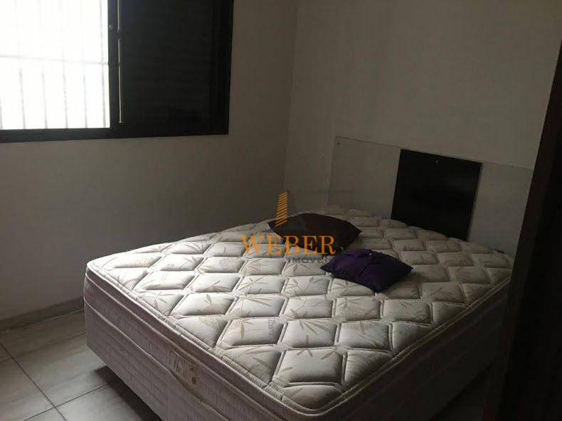 Apartamento à venda com 2 quartos, 67m² - Foto 4