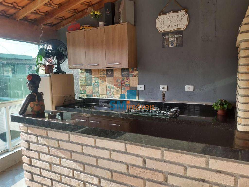 Sobrado à venda com 2 quartos, 184m² - Foto 2