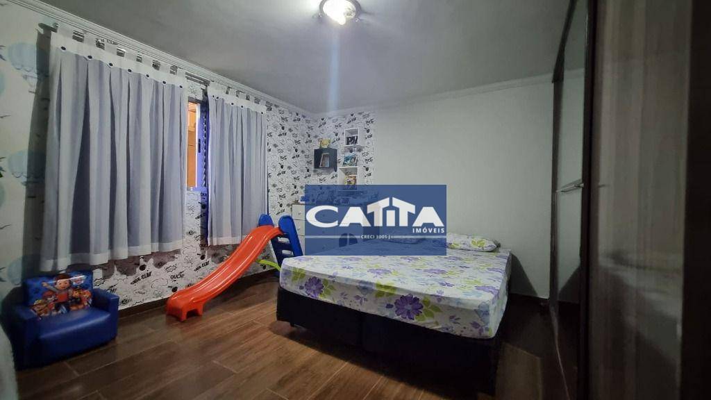 Sobrado à venda com 4 quartos, 200m² - Foto 13