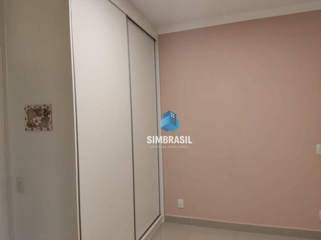 Casa à venda com 4 quartos, 240m² - Foto 28