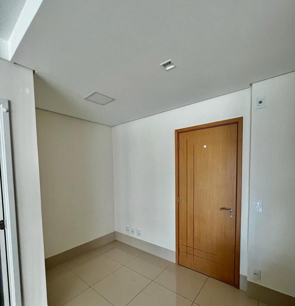 Apartamento à venda com 3 quartos, 123m² - Foto 35