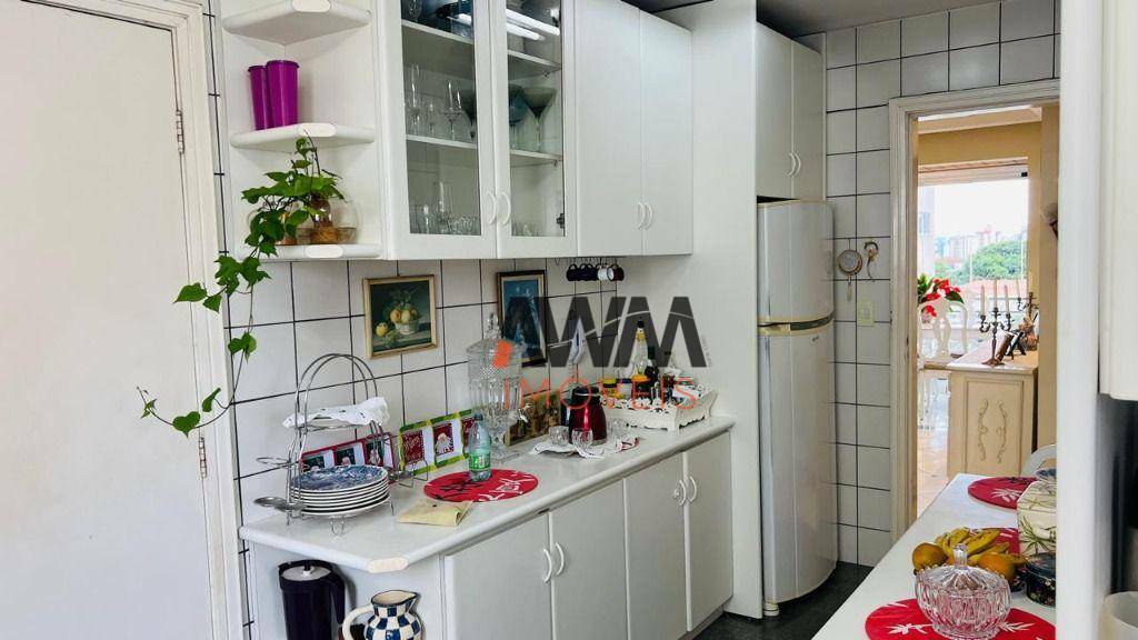 Apartamento à venda com 3 quartos, 106m² - Foto 7