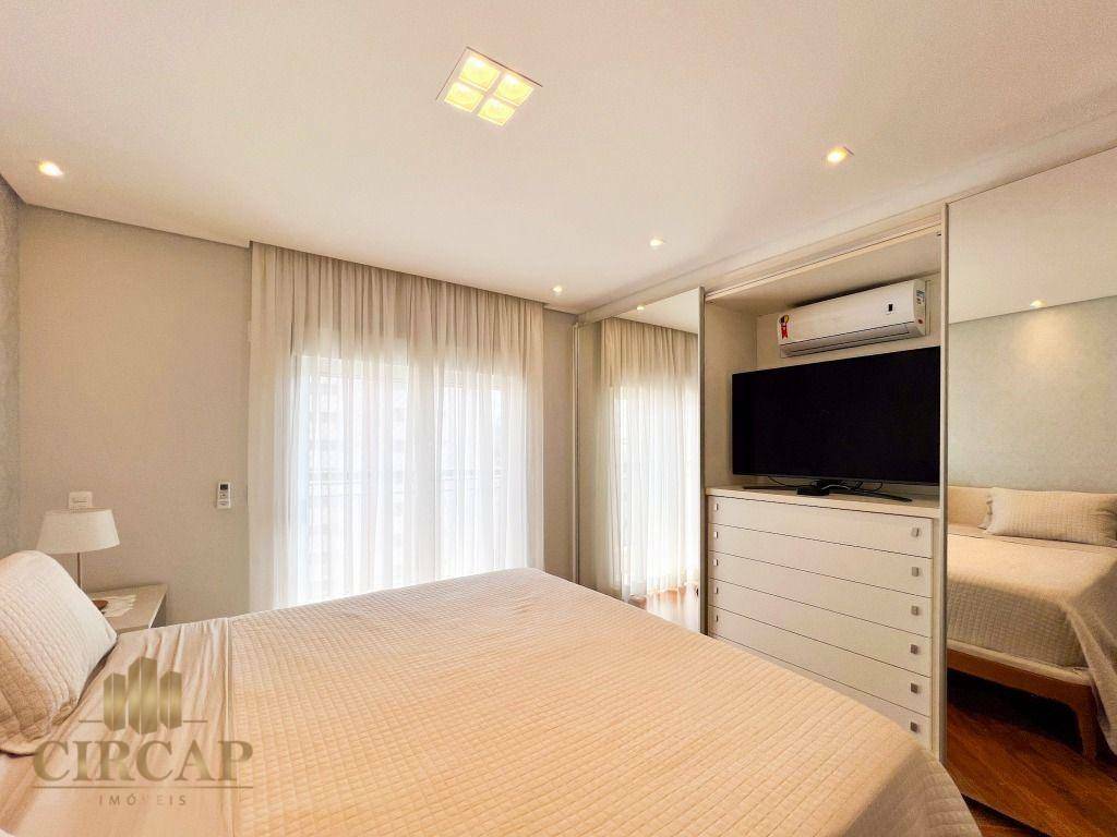 Apartamento à venda com 4 quartos, 244m² - Foto 13