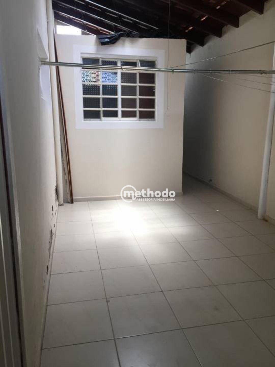 Casa à venda com 3 quartos, 200m² - Foto 4