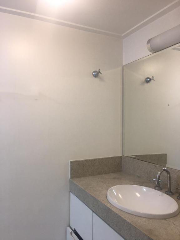 Apartamento para alugar com 4 quartos, 140m² - Foto 10