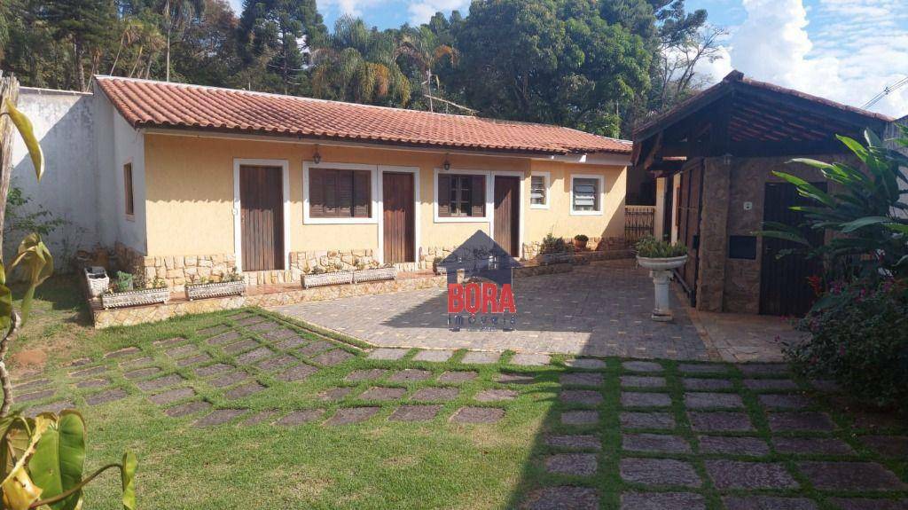 Casa à venda e aluguel com 3 quartos, 500m² - Foto 5