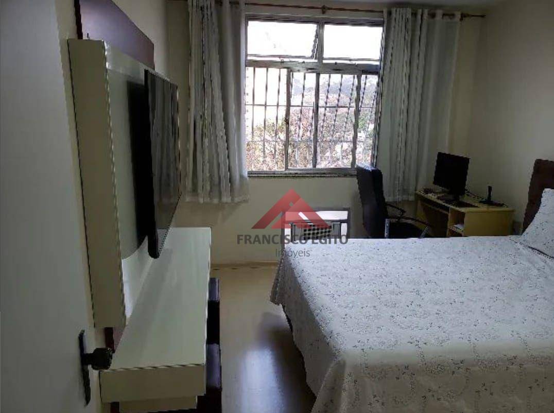 Apartamento à venda com 2 quartos, 75m² - Foto 4