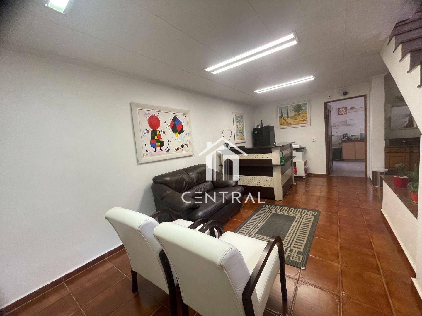 Sobrado à venda com 3 quartos, 165m² - Foto 1