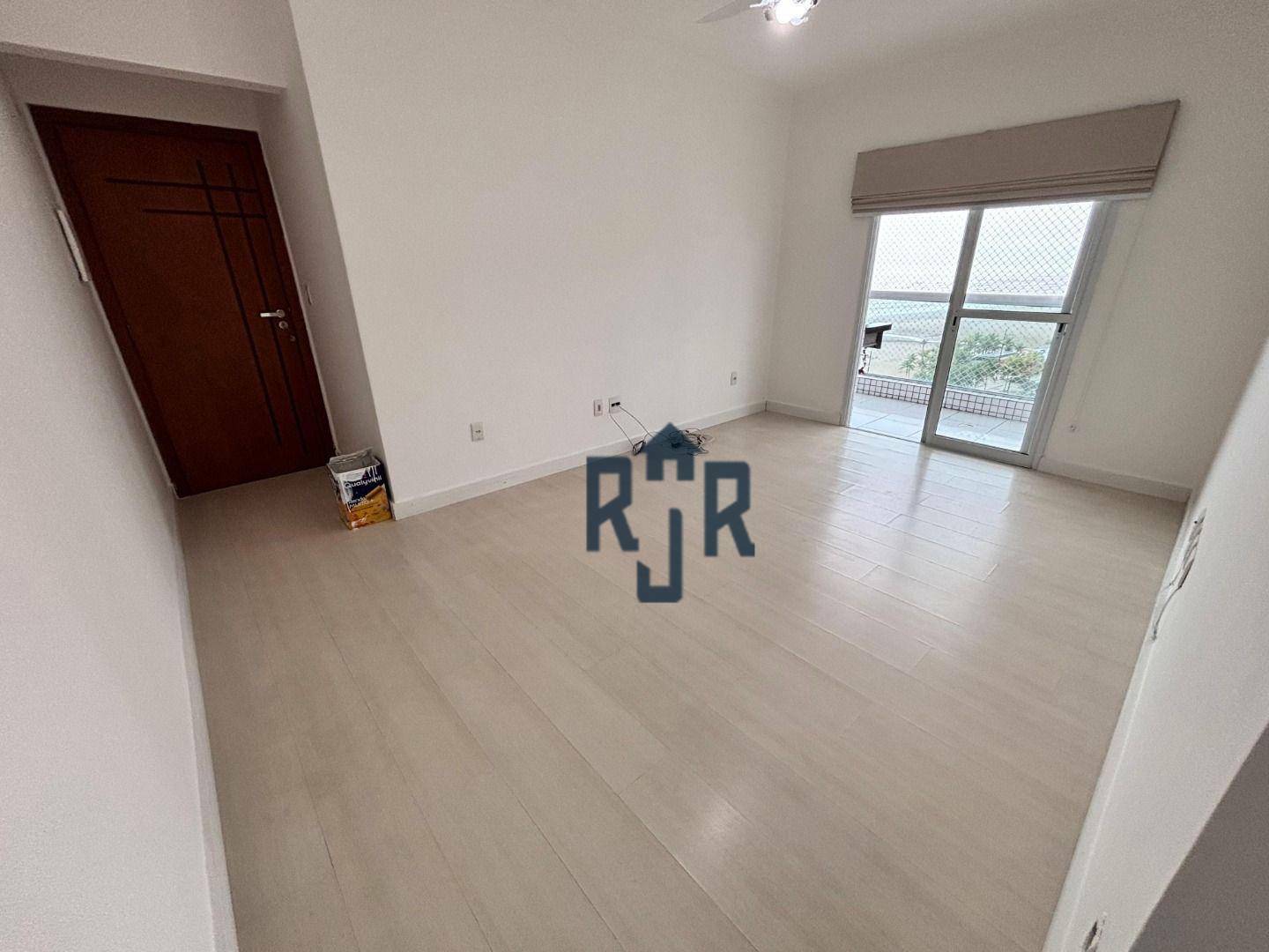 Apartamento à venda com 2 quartos, 80m² - Foto 7