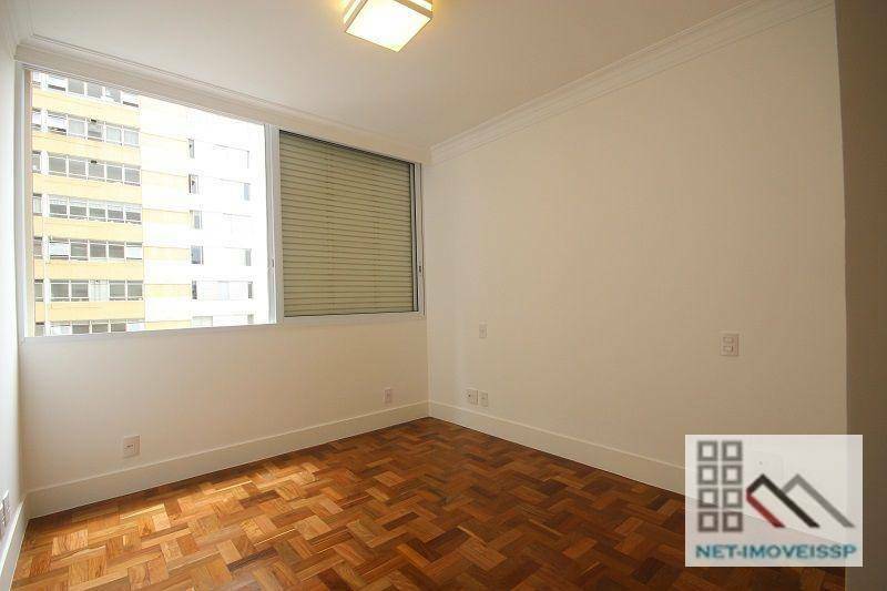 Apartamento à venda e aluguel com 3 quartos, 210m² - Foto 17