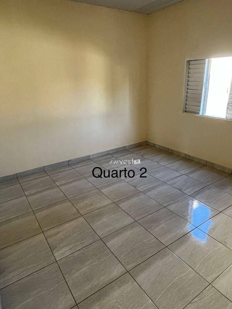 Casa à venda com 3 quartos, 75m² - Foto 4