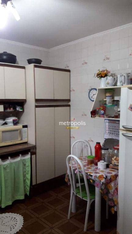 Sobrado à venda com 3 quartos, 250m² - Foto 3