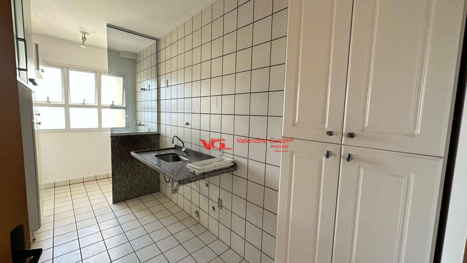 Apartamento para alugar com 3 quartos, 90m² - Foto 7