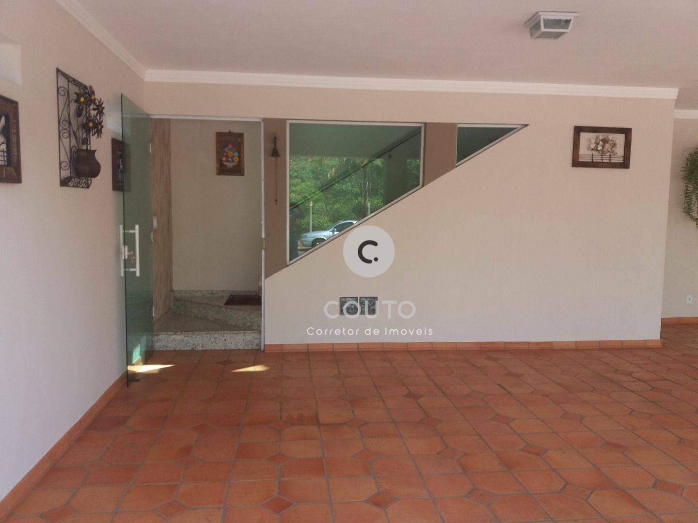 Casa de Condomínio à venda com 3 quartos, 320m² - Foto 3