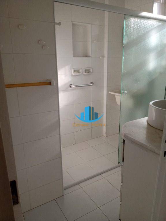 Apartamento à venda com 2 quartos, 77m² - Foto 27