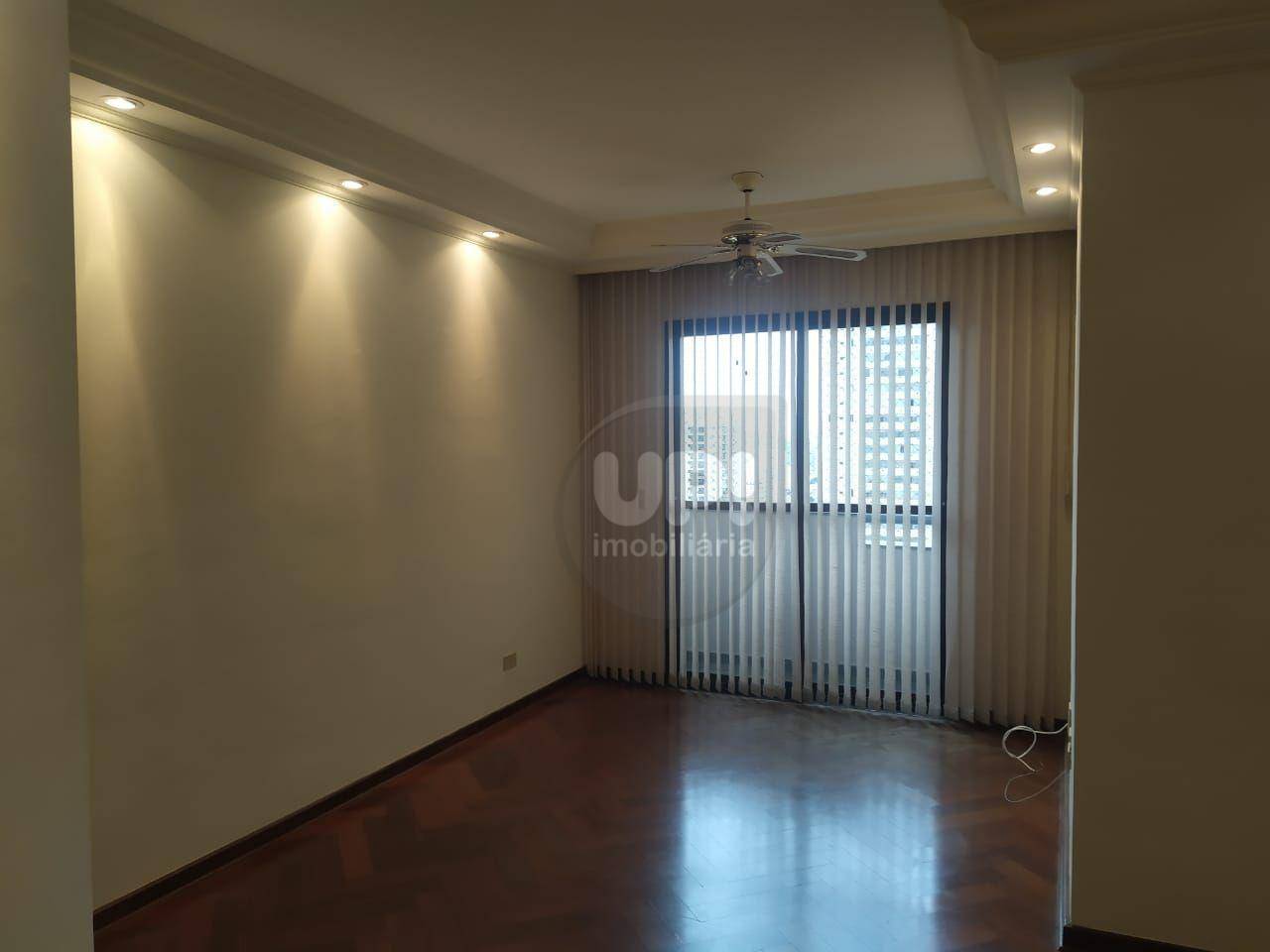 Apartamento à venda com 3 quartos, 82m² - Foto 3