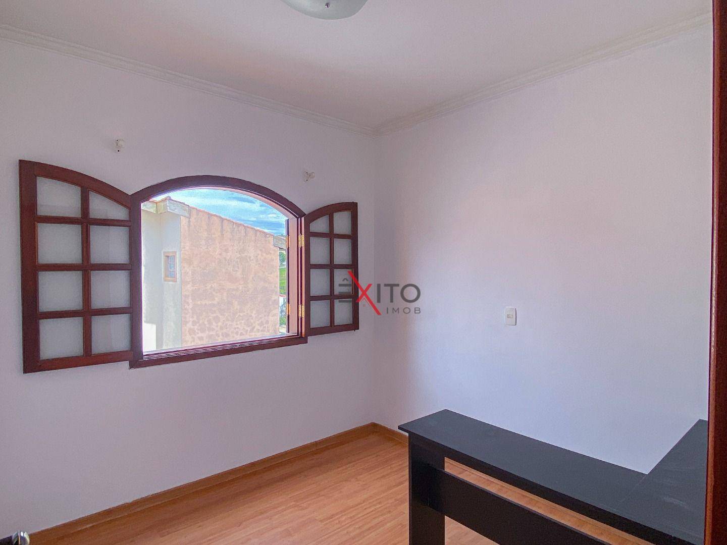 Casa à venda com 3 quartos, 186m² - Foto 16