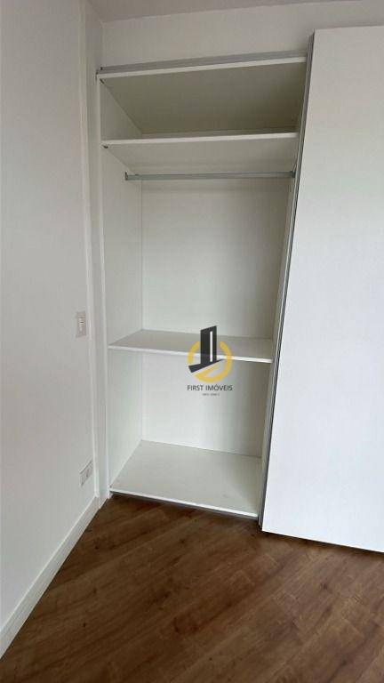 Apartamento à venda com 1 quarto, 36m² - Foto 8