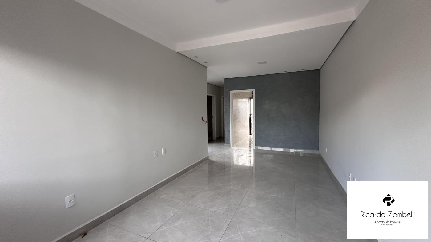 Casa à venda com 3 quartos, 140m² - Foto 2