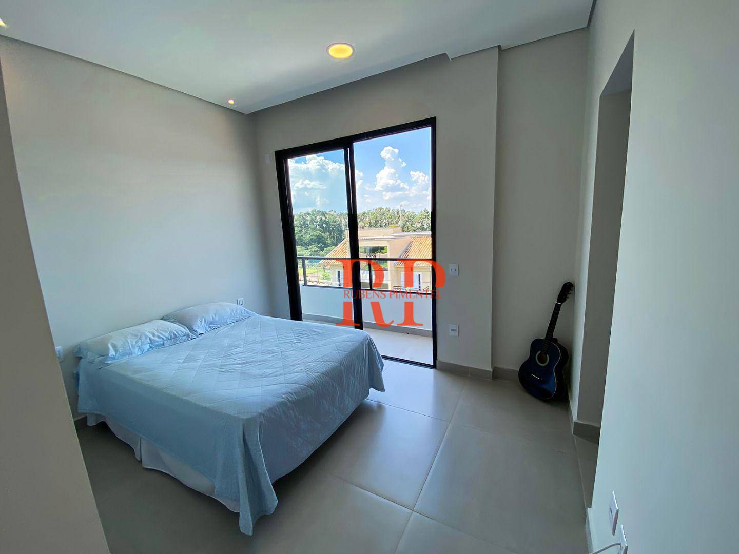 Casa à venda com 4 quartos, 233m² - Foto 14