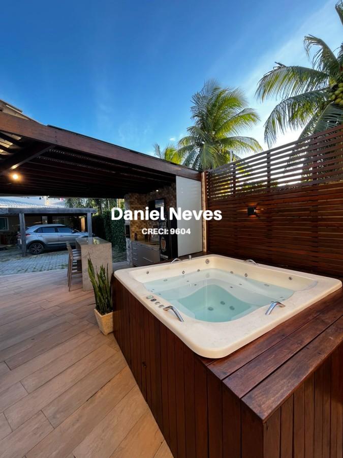 Casa de Condomínio à venda com 3 quartos, 200m² - Foto 2